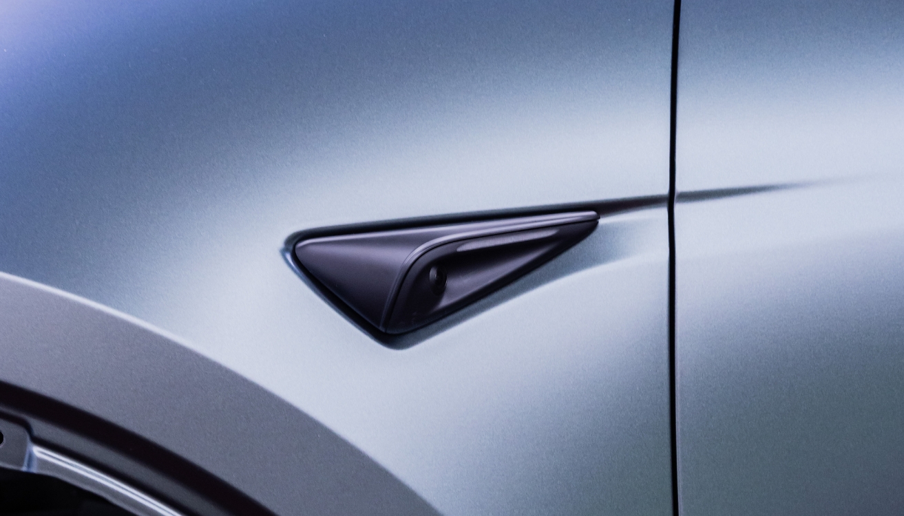 <p>Tesla professioneel wrappen vraagt om precisie</p>